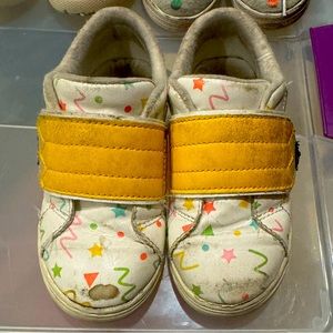 Girls Cat & Jack Pencil Shoes